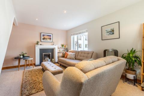14 Glebe Close, Burton, Carnforth, LA6 1PL