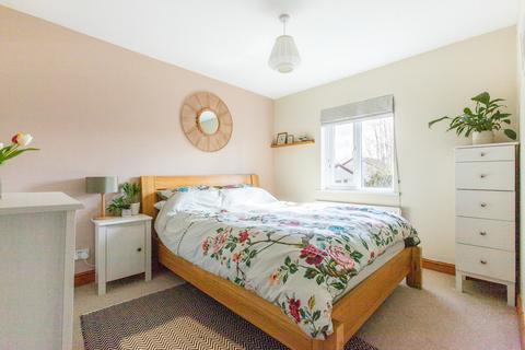 14 Glebe Close, Burton, Carnforth, LA6 1PL
