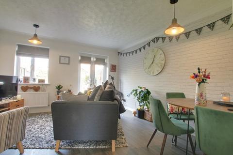 51 Furrowfields Road, Chatteris, PE16 6DY