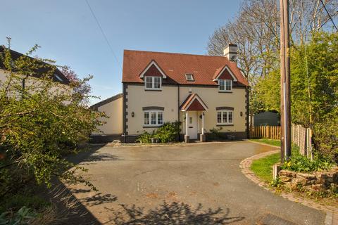 3 bedroom cottage for sale, West Road, Ketley Bank, Telford,  TF2 0DJ