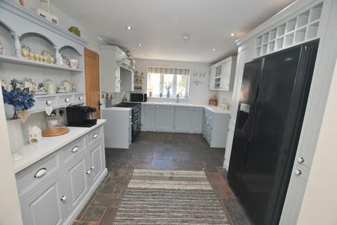 3 bedroom cottage for sale, West Road, Ketley Bank, Telford,  TF2 0DJ