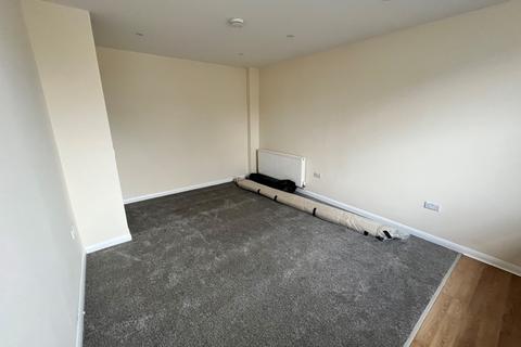 1 bedroom ground floor flat to rent, Gordon Road, Shoreham-by-Sea BN43