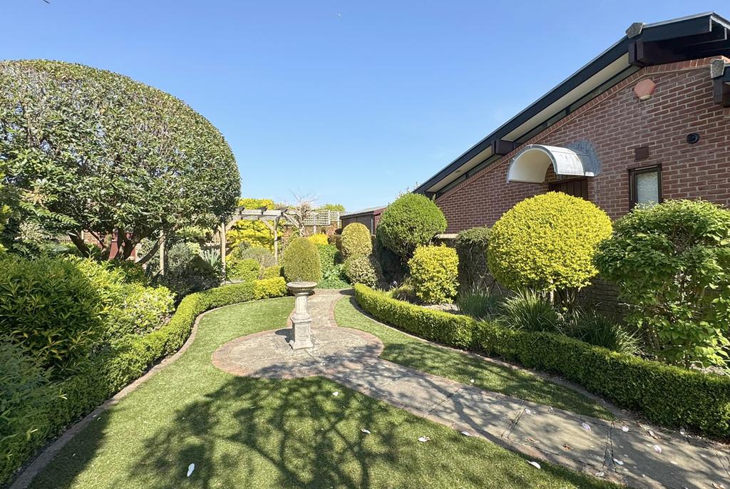 2 TP Garden 4