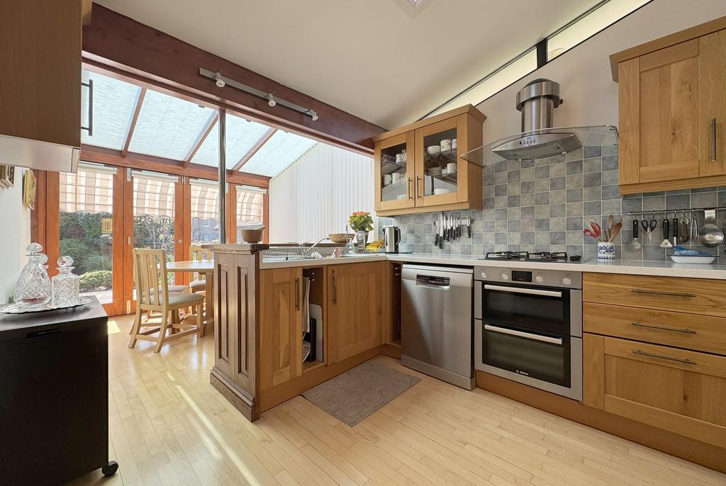 2 TP Kitchen