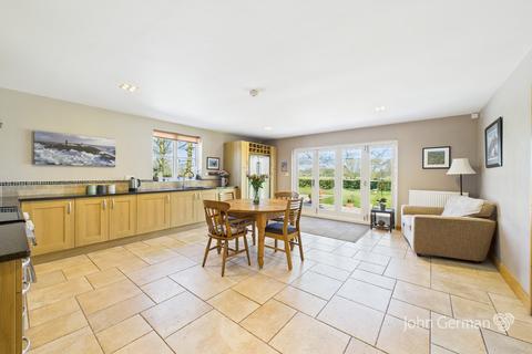 undefined, Lodge Hill, Church Broughton