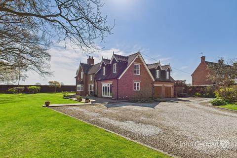 4 bedroom detached house for sale, Lodge Hill, Church Broughton