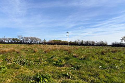 4 bedroom property with land for sale, Holsworthy