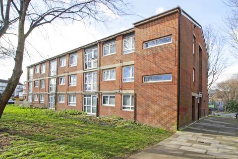 1 bedroom flat for sale, Hevelius Close, Greenwich , London, SE10