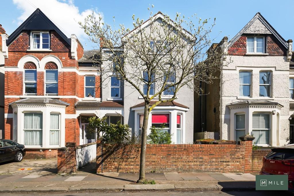 Flat A, 21 Park Road - HCzc3 LSBcd GLXUg Vl Ugx