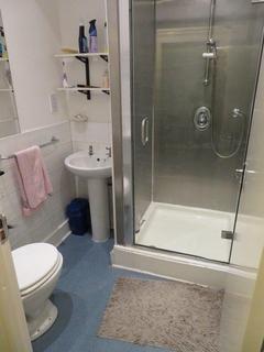 8 bedroom detached house to rent, New Cross