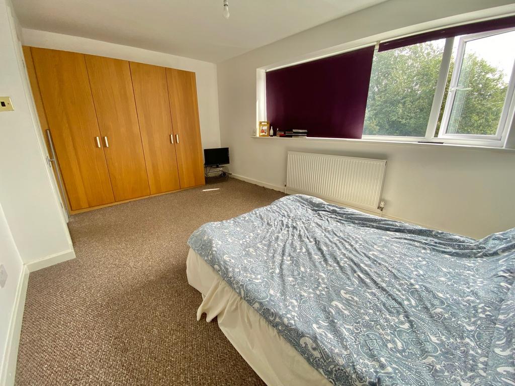 Main bedroom 1