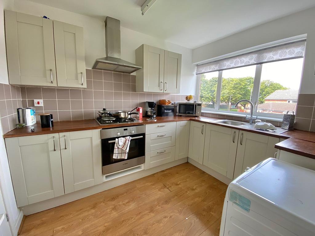Kitchen main