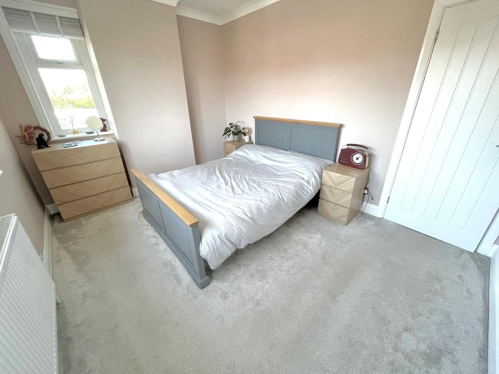 5 Ffynches Lodge Bed 2