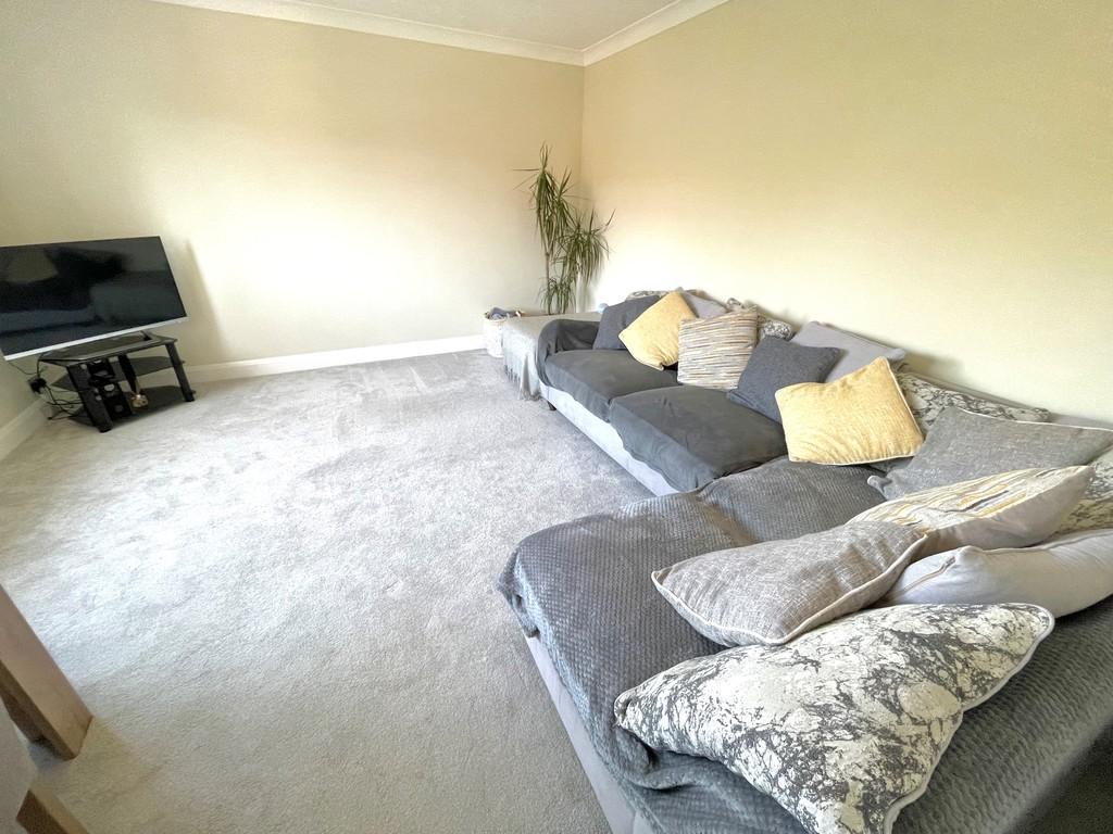 5 Ffynches Lodge Lounge 3