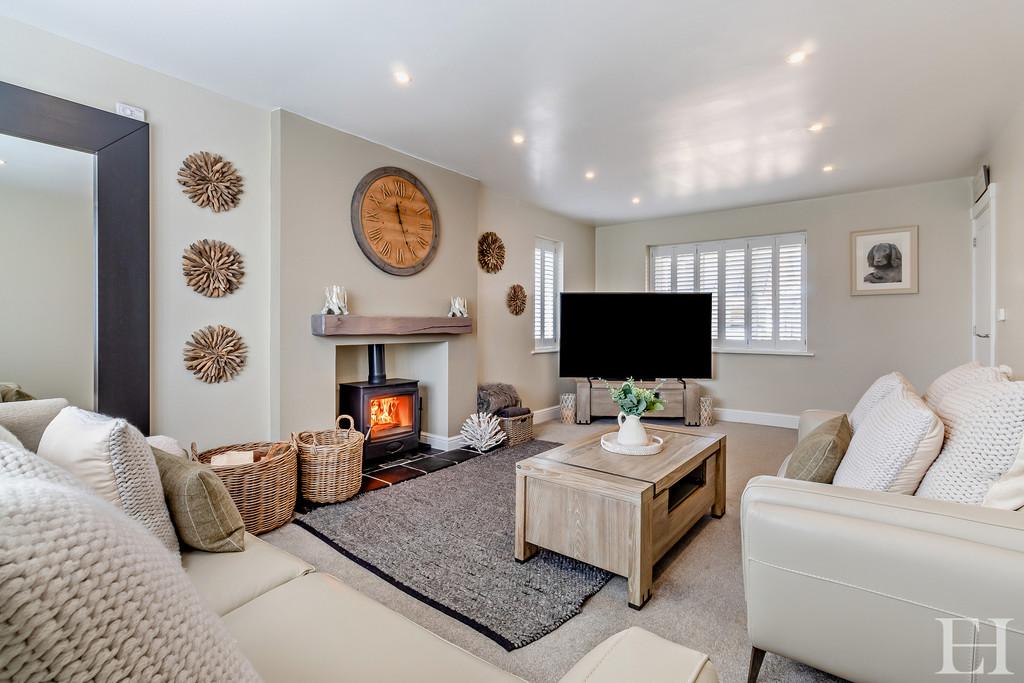 8643139-interior WM19-800
