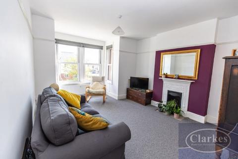 2 bedroom flat for sale, Bingham Road, Winton, Bournemouth, Dorset