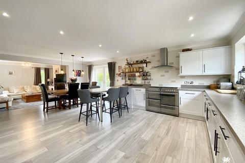 undefined, Woodside Heights, Stepaside, Saundersfoot