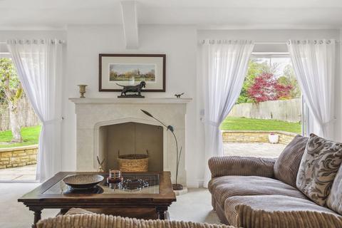 9 Lifford Gardens, Broadway, WR12 7DA