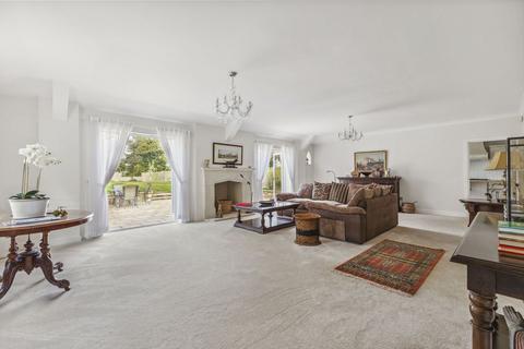 9 Lifford Gardens, Broadway, WR12 7DA