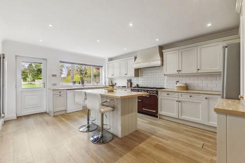 9 Lifford Gardens, Broadway, WR12 7DA