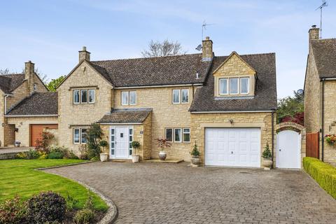 9 Lifford Gardens, Broadway, WR12 7DA