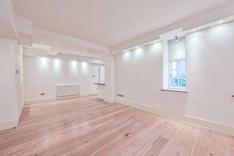 2 bedroom flat for sale, Hillside Court, Hampstead, London, NW3
