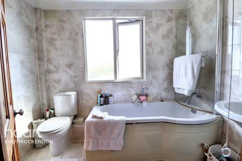 56 Nethan Drive, Aveley, South Ockendon, RM15 4RJ