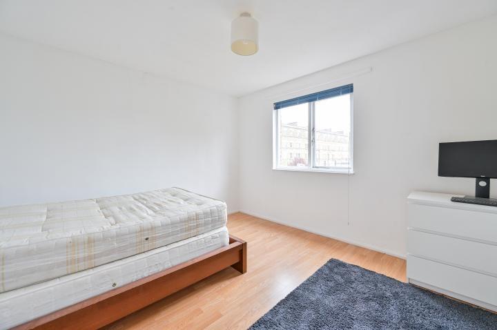 Chpk1595705 large-10-07 jpg