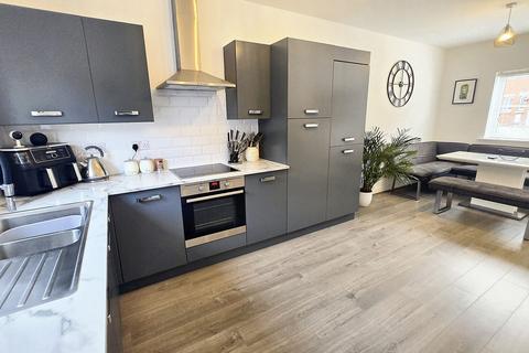 4 bedroom detached house for sale, Bechstein Meadow, Trowbridge BA14