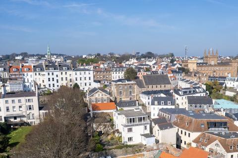 4 bedroom detached house for sale, Clifton, St. Peter Port, Guernsey