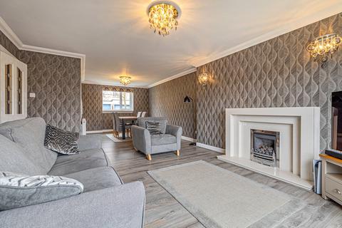 16b, Castleton Court Castleton Drive, Newton Mearns, Glasgow, G77 5JU