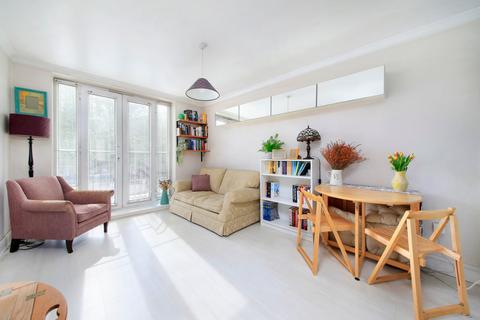 Clapham Road, Clapham, London