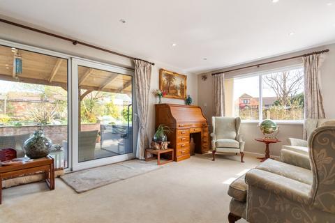 9 Pelham Crescent, Keelby, Grimsby, DN41 8EW