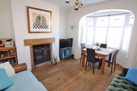 3 bedroom semi-detached house for sale, QUEENS PARADE, CLEETHORPES