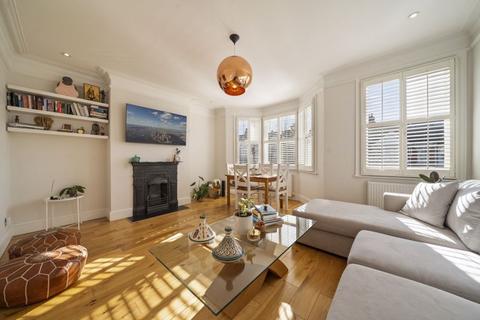 2 bedroom apartment for sale, Kings Road, Willesden, London NW10