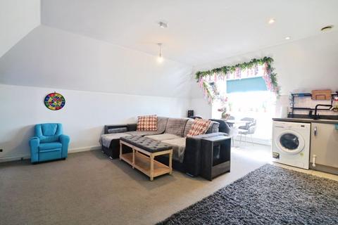 2 bedroom apartment for sale, Kenyon Way, Langley