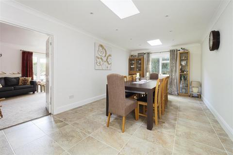St Ives New Road, Eythorne, Dover, CT15 4DF
