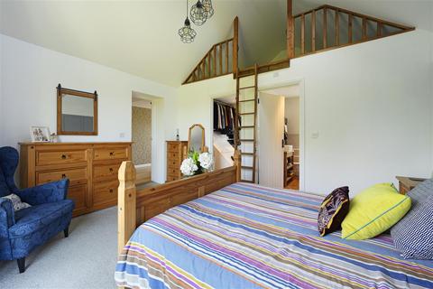 St Ives New Road, Eythorne, Dover, CT15 4DF