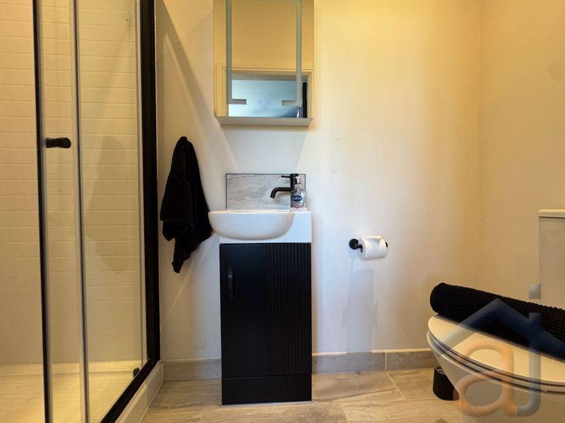 Ensuite