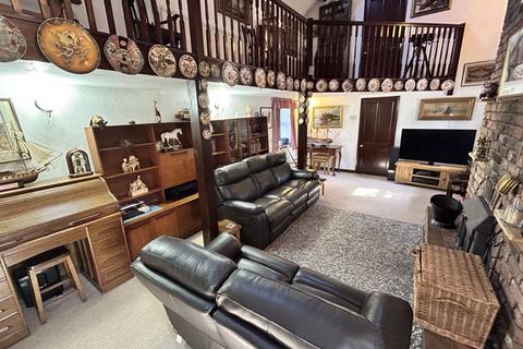 3 bedroom detached house for sale, Llanelian, Colwyn Bay