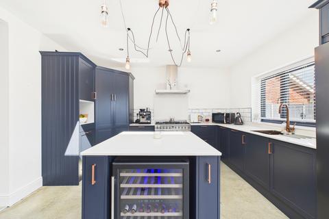 86 Eyebury Road, Eye, Peterborough, PE6 7TD