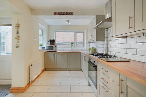 61 Devonshire Drive, North Anston, Sheffield, S25 4AN