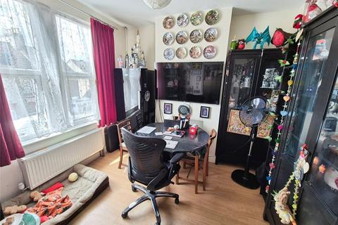51 Upper Luton Road, Chatham, ME5 7BH