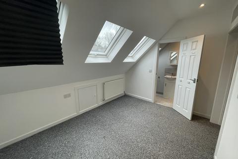 undefined, High Street, Purley CR8