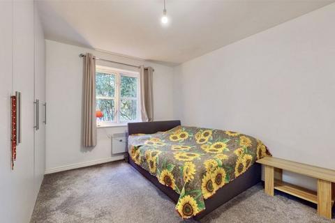 33 Reid Close, Hayes, UB3 2DD