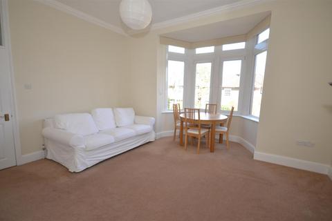 1 bedroom flat to rent, Eastern Road, London