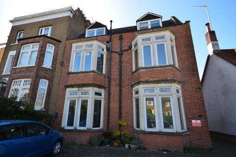 1 bedroom flat to rent, Eastern Road, London