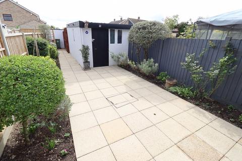 9 Calder Vale, Bletchley, Milton Keynes, MK3 7PL