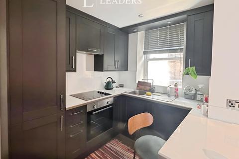 Studio to rent, Windsor Street, Brighton