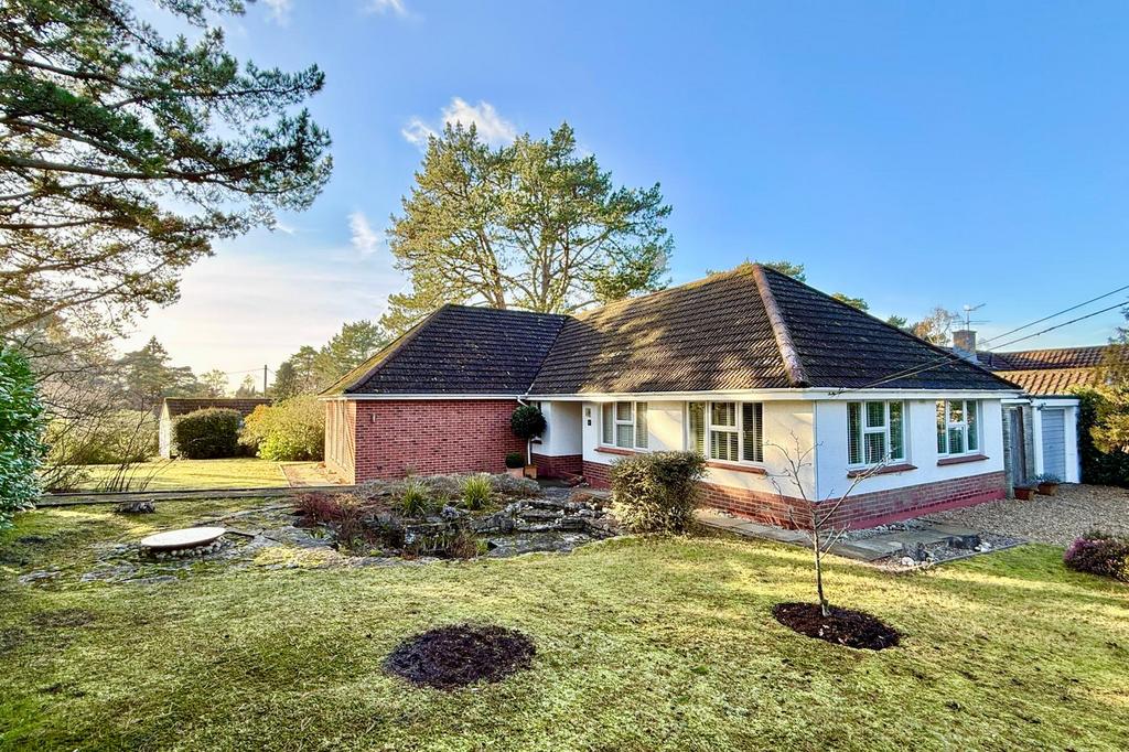 4 Bedroom Detached Bungalow for Sale